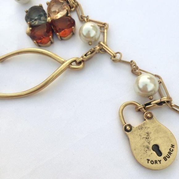 NWOT Tory Burch Clover Bass Christmas Necklace - Picture 5 of 8